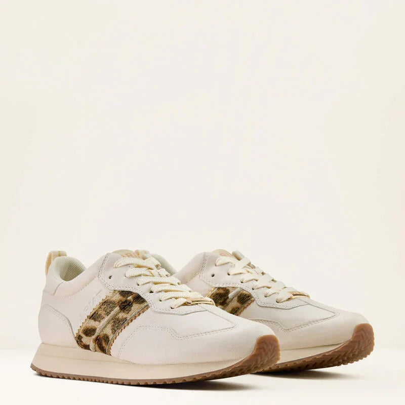 Ariat ranch runner trainer for ladies
